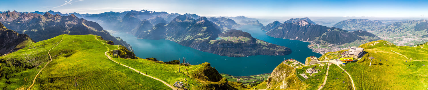 Blick über den Vierwaldstättersee vom Fronalpstock aus.